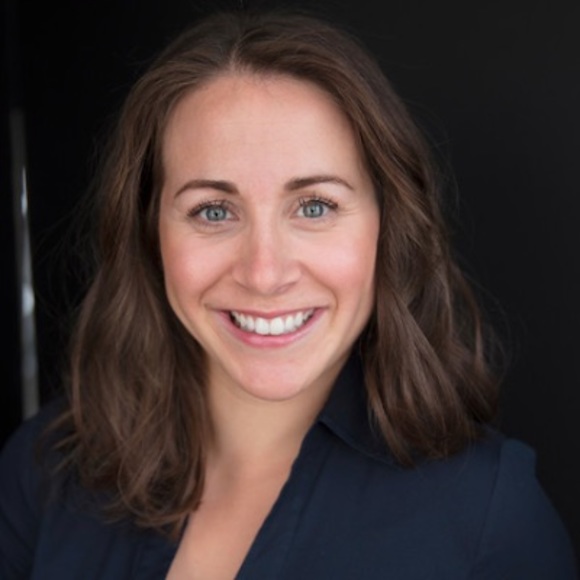 Meet your Posher, Danielle - Picture 1 of 1